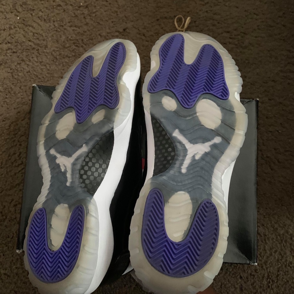 Concords - Picture 3 of 5